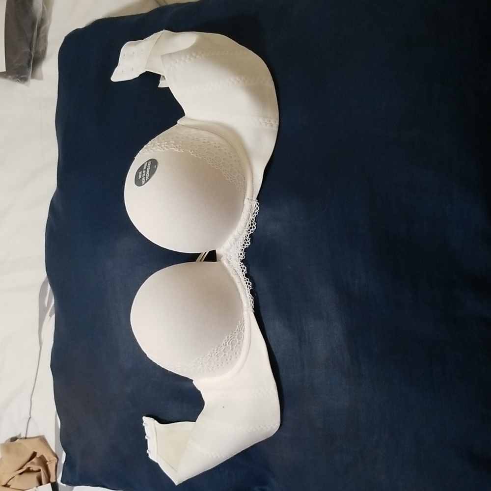 NWOT Marks & Spenser Bra 34B